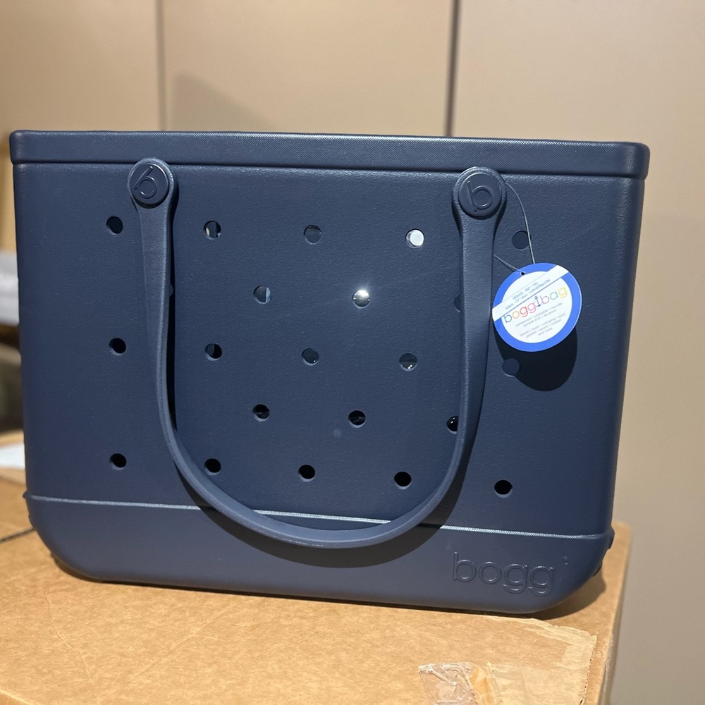 BOGG BAG Navy Tote
